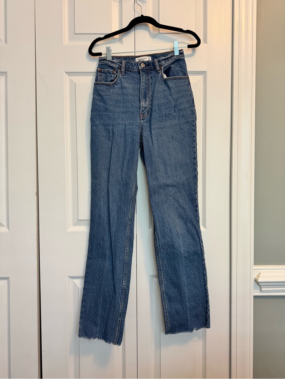 Abercrombie ultra high rise curve love ankle straight jeans